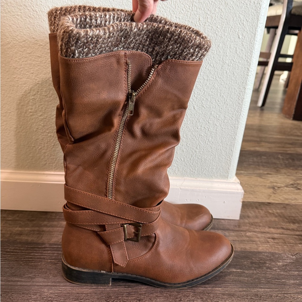 Women's Brown Winter Boots with Knit Lining